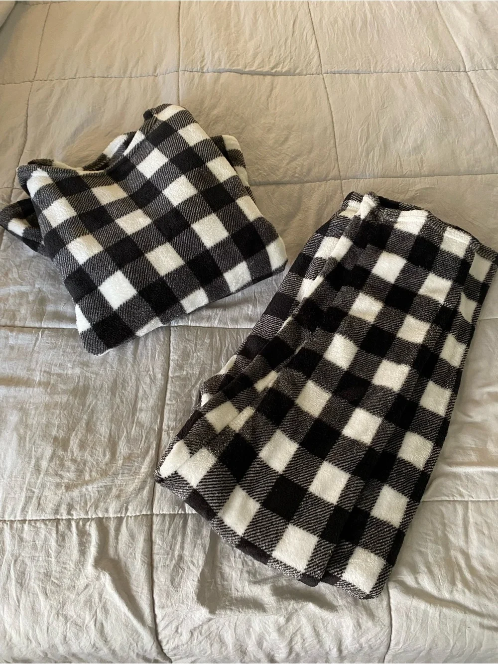 Cozy Black & White Buffalo Plaid Kids Pajama Set